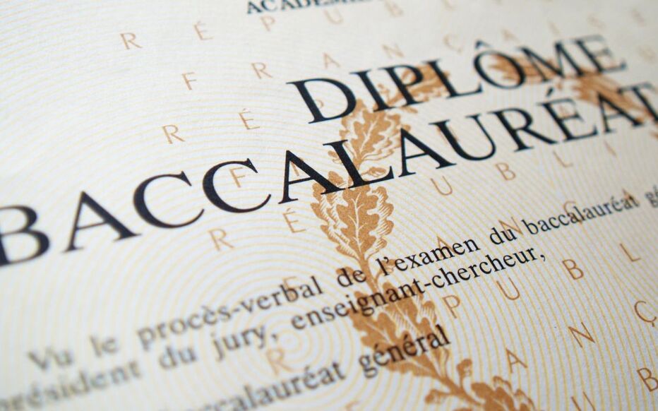 COUP DE POUCE FINANCIER POUR NOS BACHELIERS (MENTIONS BIEN À TRÈS BIEN)